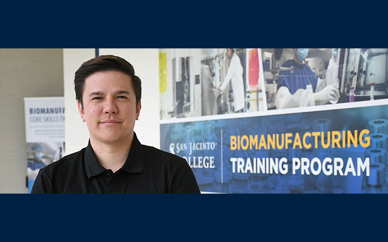 San Jacinto College biotechnology instructor Kevin Rodriguez